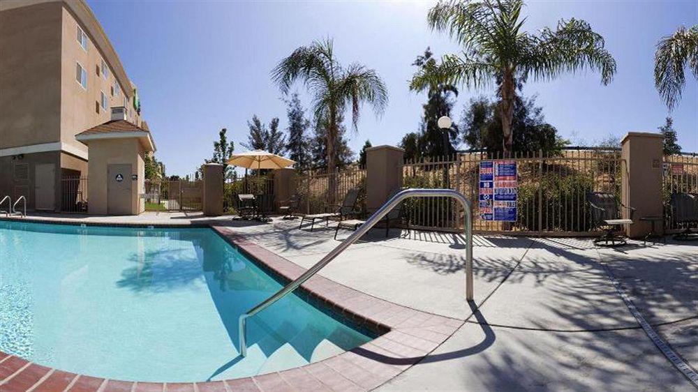 Holiday Inn Express Fresno River Park Highway 41 By Ihg Екстериор снимка