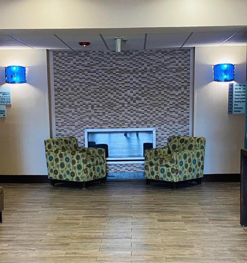 Holiday Inn Express Fresno River Park Highway 41 By Ihg Екстериор снимка