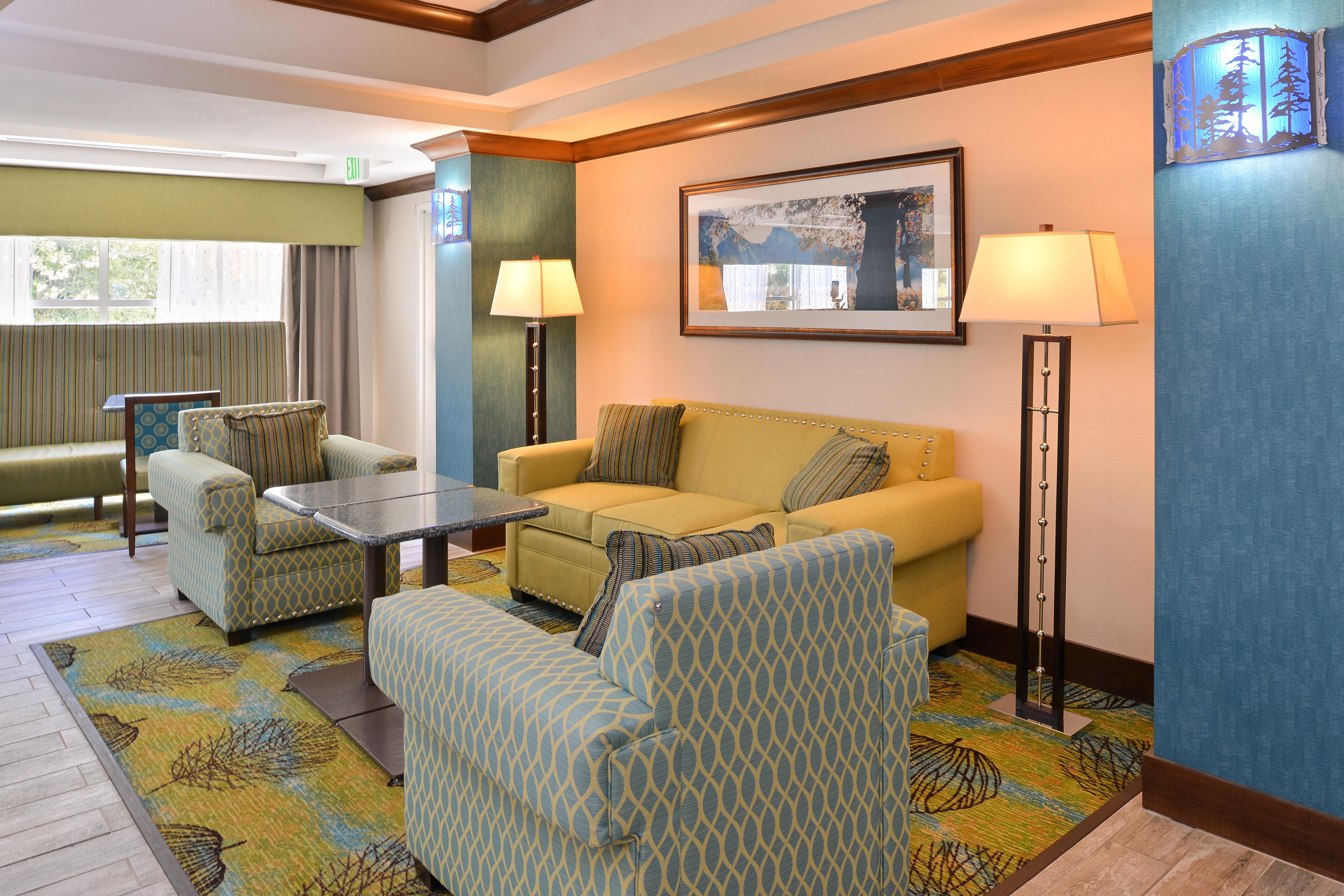 Holiday Inn Express Fresno River Park Highway 41 By Ihg Екстериор снимка