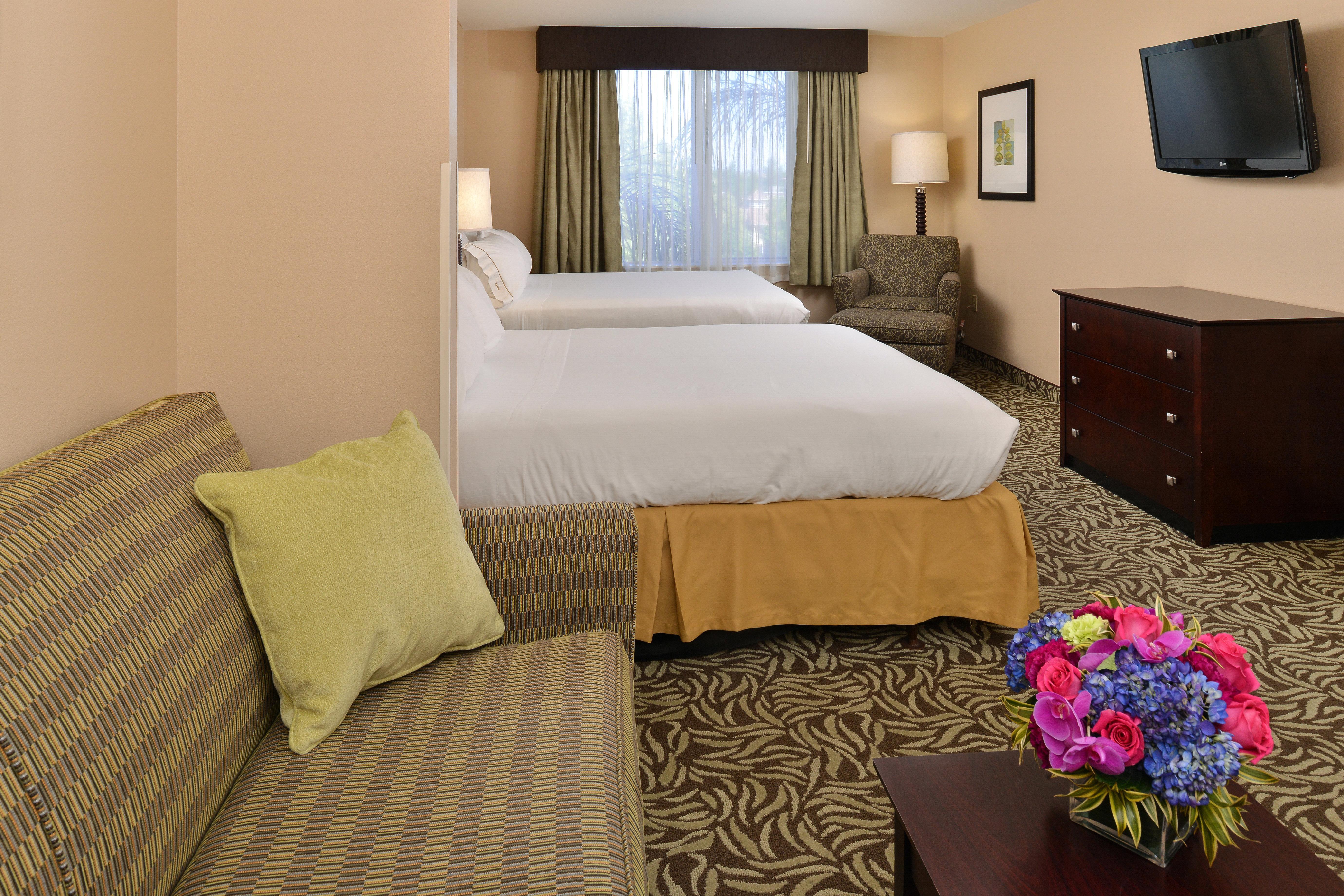 Holiday Inn Express Fresno River Park Highway 41 By Ihg Екстериор снимка