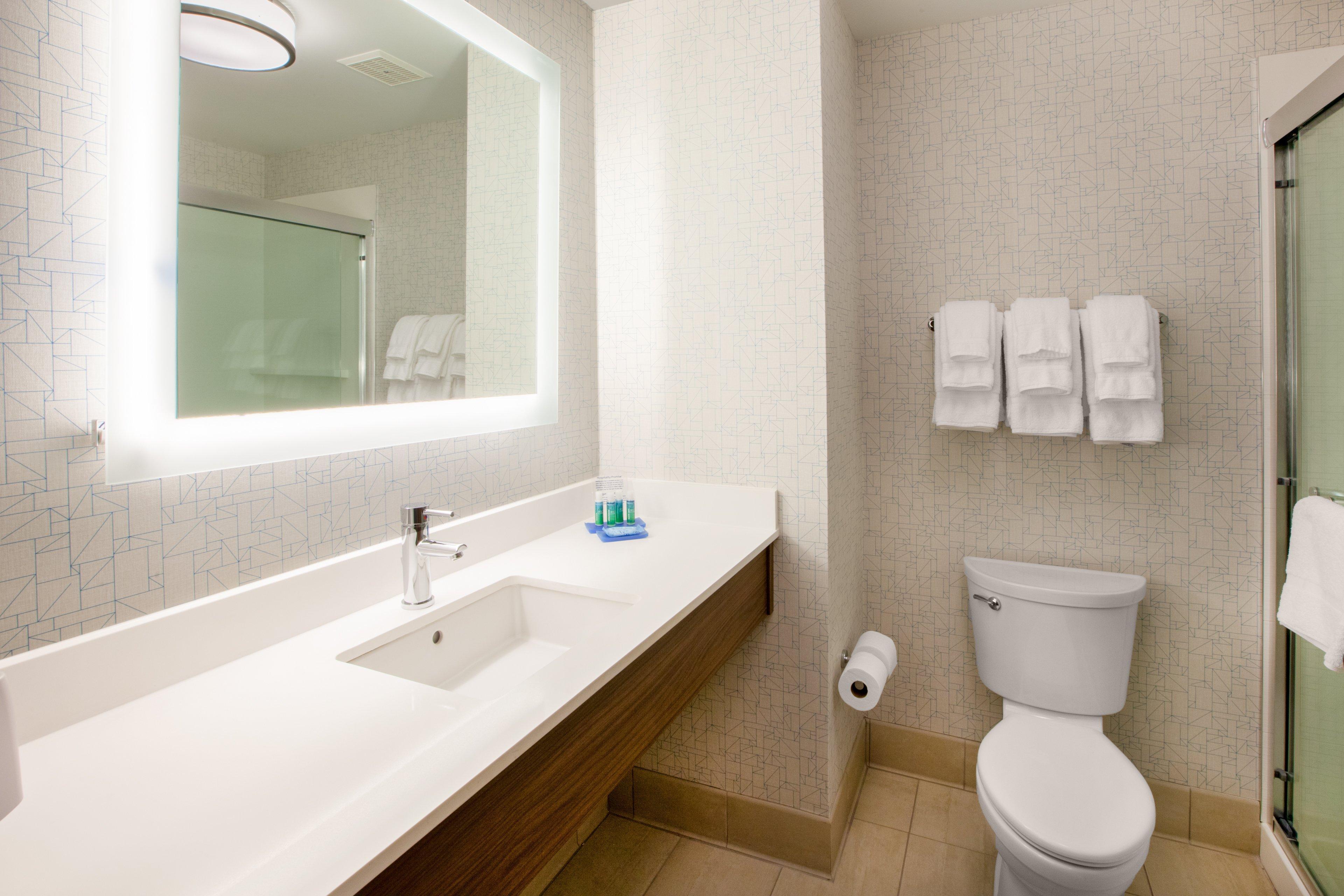 Holiday Inn Express Fresno River Park Highway 41 By Ihg Екстериор снимка