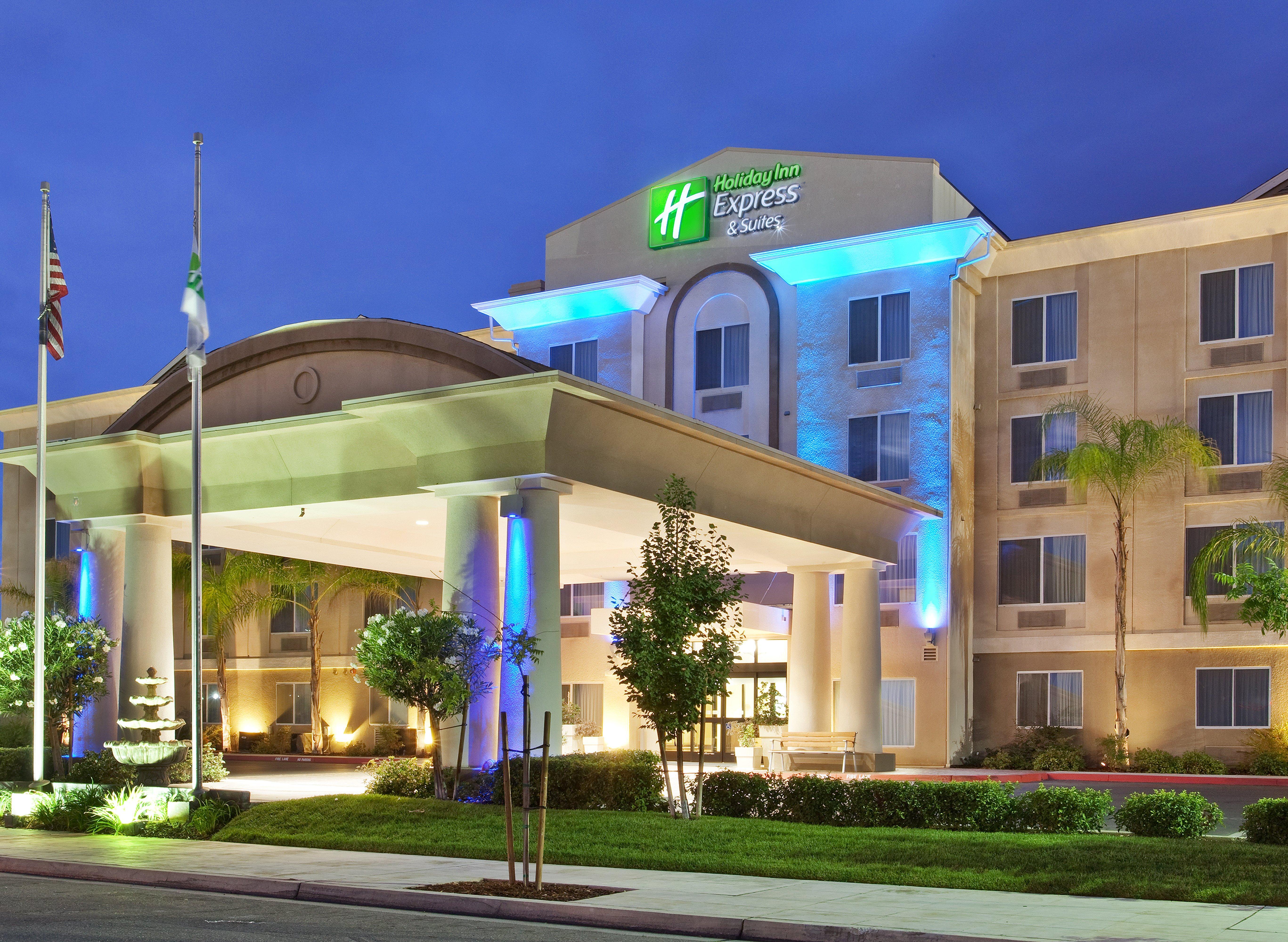 Holiday Inn Express Fresno River Park Highway 41 By Ihg Екстериор снимка